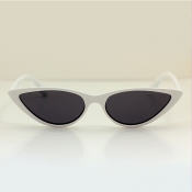 Lovely Chic White Sunglasses