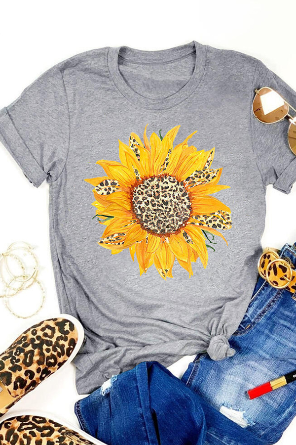 

Lovely Casual O Neck Print Grey T-shirt