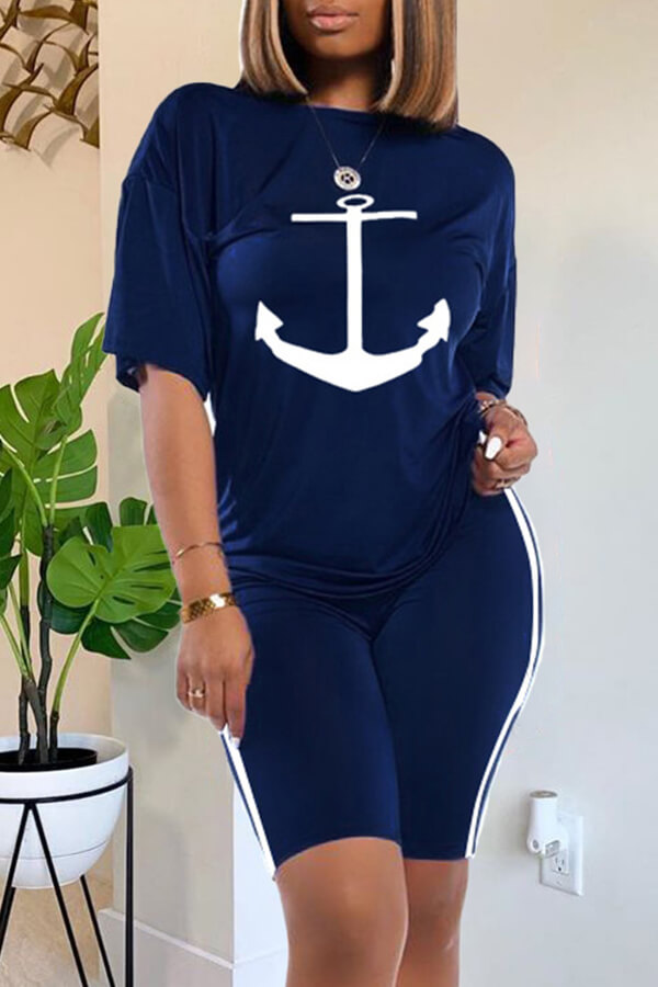 

Lovely Casual O Neck Print Deep Blue Two-piece Shorts Set