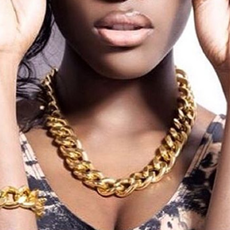 

Lovely Trendy Hollow-out Gold Necklace