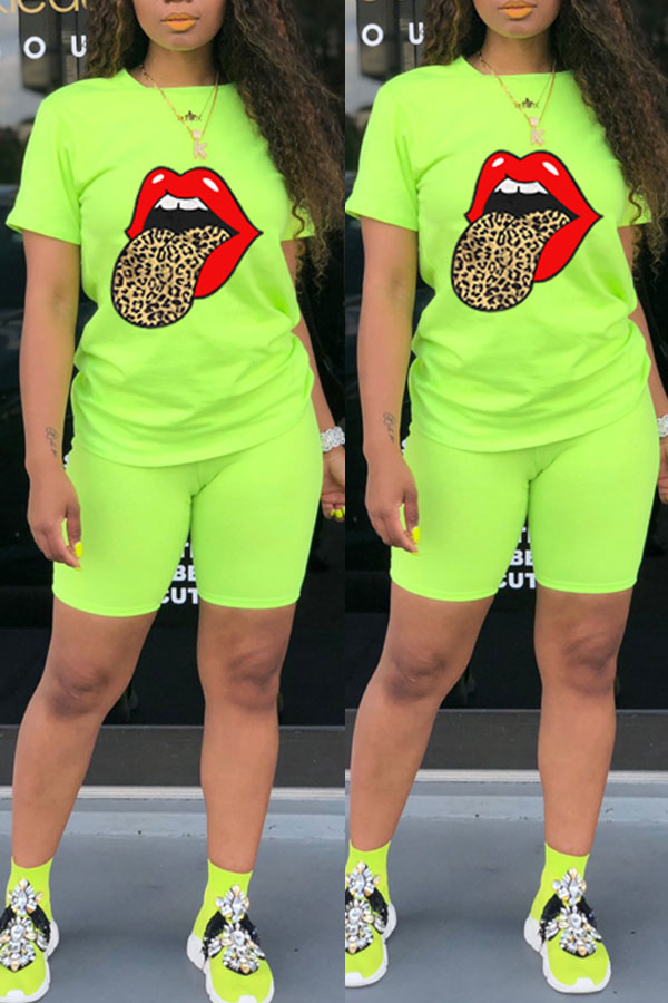 

Lovely Casual Lip Print Green Two-piece Shorts Set