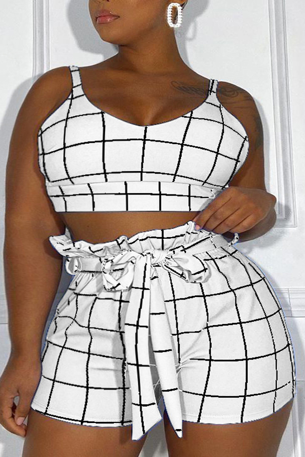 

Lovely Trendy Grid White Plus Size Two-piece Shorts Set