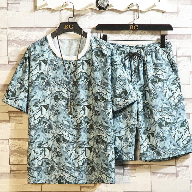 

Lovely Trendy Print Green Two-piece Shorts Set