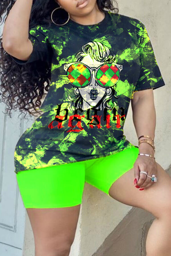 

Lovely Casual O Neck Print Green Plus Size Two-piece Shorts Set