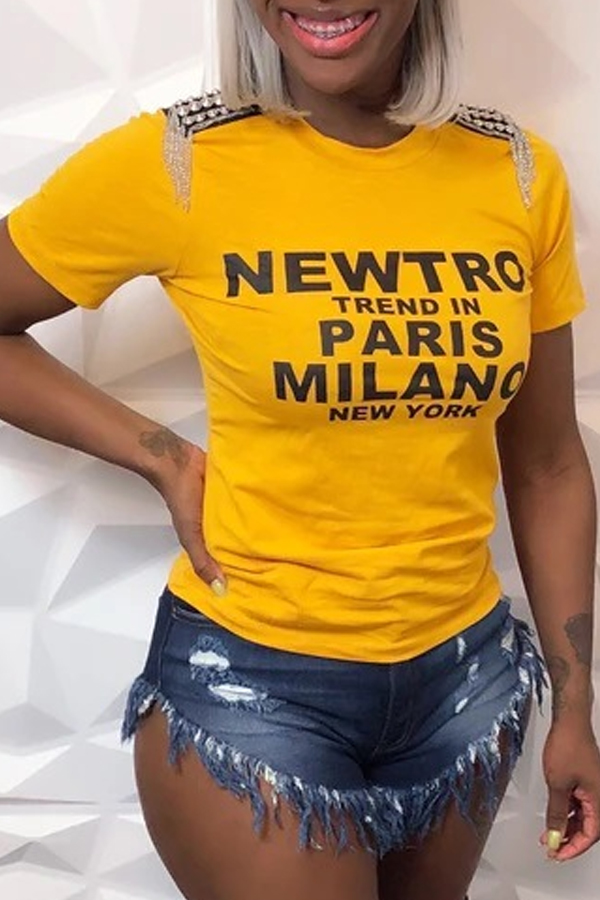 

Lovely Casual O Neck Letter Print Yellow T-shirt