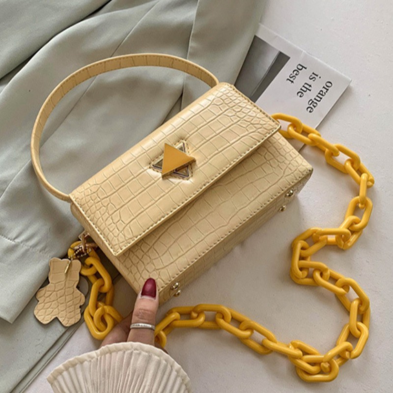 

Lovely Stylish Chain Strap Yellow Crossbody Bag
