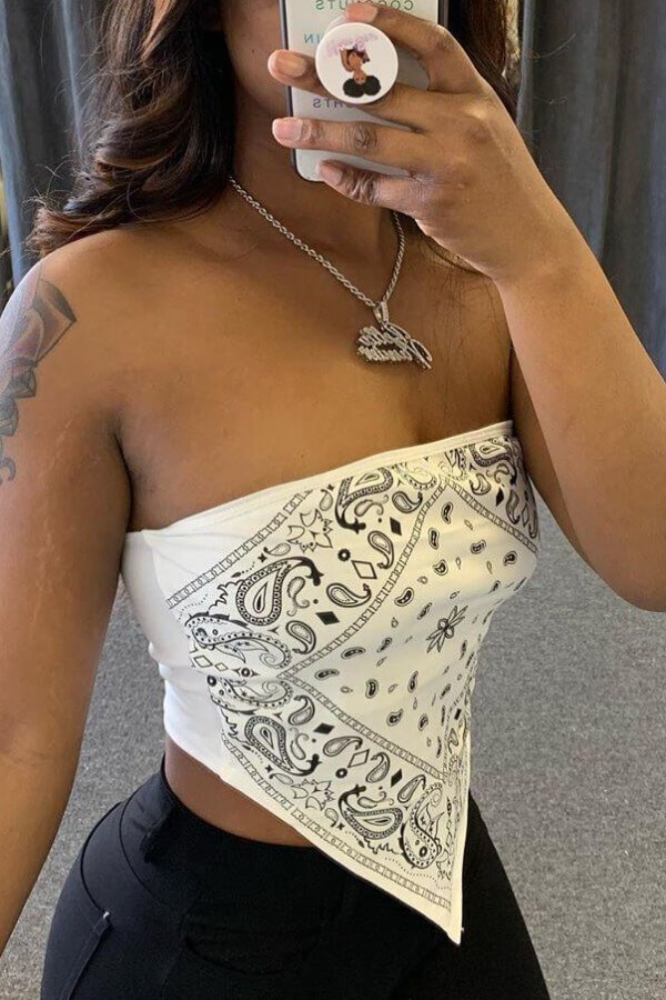 

Lovely Sexy Print White Camisole