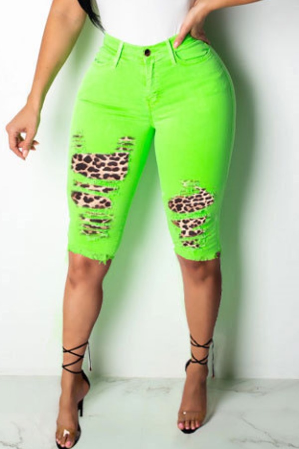 

lovely Casual Patchwork Grass Green Denim Shorts