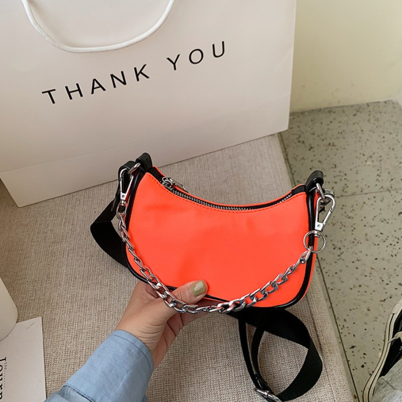 

lovely Trendy Chain Strap Croci Crossbody Bag