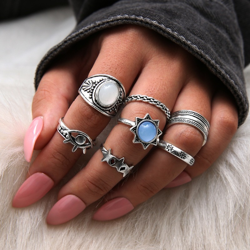 

lovely Stylish 8-piece Silver Ring