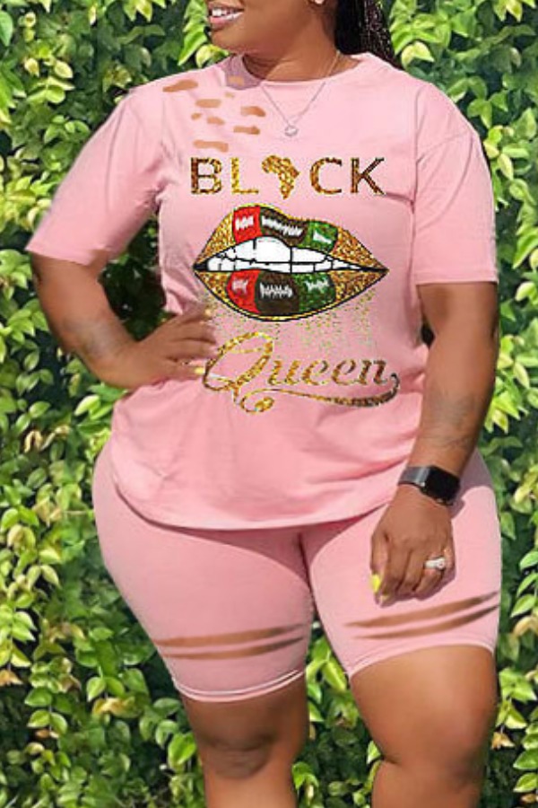 

lovely Street O Neck Lip Print Pink Plus Size Two-piece Shorts Set
