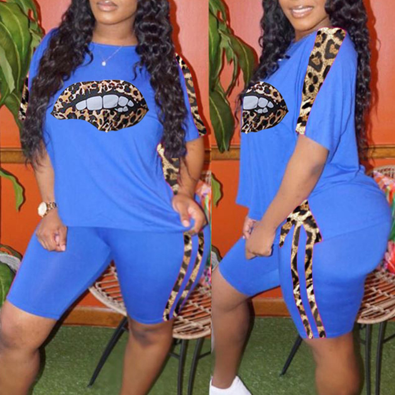 

Lovely Plus Size Street Lip Print Blue Two-piece Shorts Set