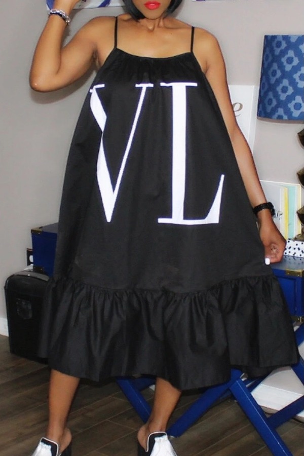 

Lovely Casual Letter Fold Design Black Knee Length Dress