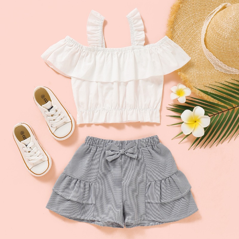 

lovely Sweet Hollow-out White Girl Two-piece Shorts Set
