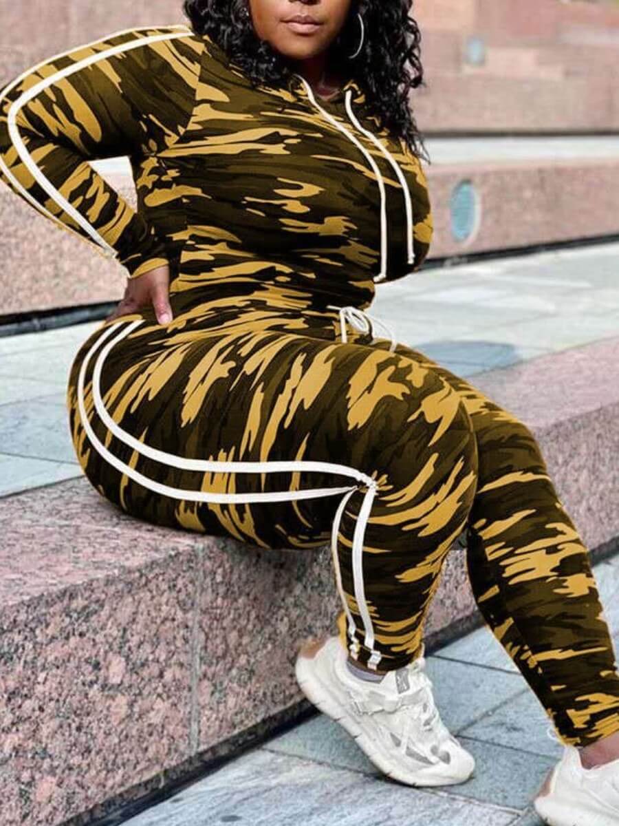 

LW Plus Size Sportswear Patchwork Camo Print Yellow Two-piece Pants Set