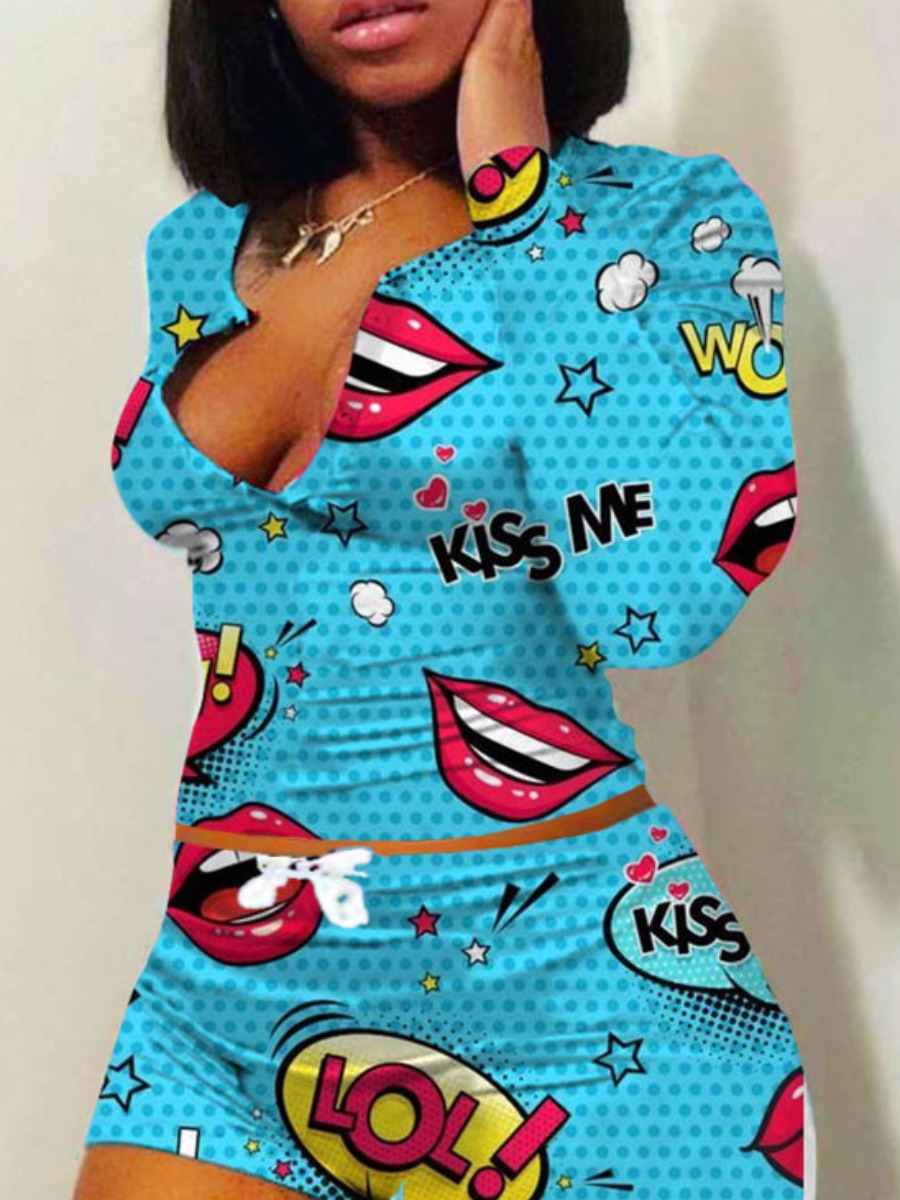 

lovely Leisure Lip Print Skinny Blue Two Piece Shorts Set