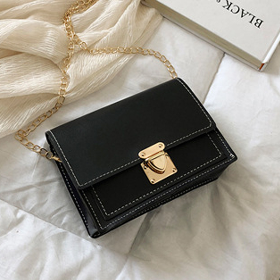 

lovely Trendy Basic Black Crossbody Bag