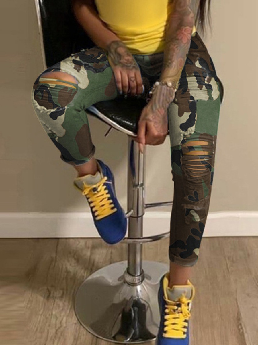 

lovely Street Broken Holes Camo Print Army Green Jeans