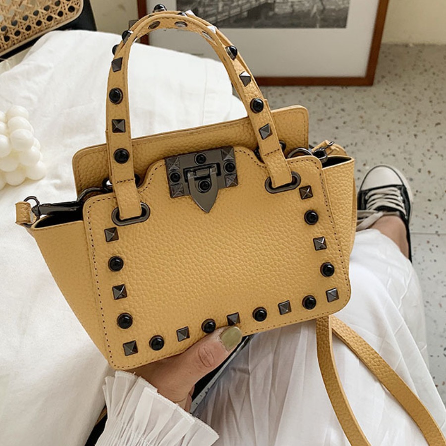 

lovely Casual Rivet Decorative Yellow Messenger Bag