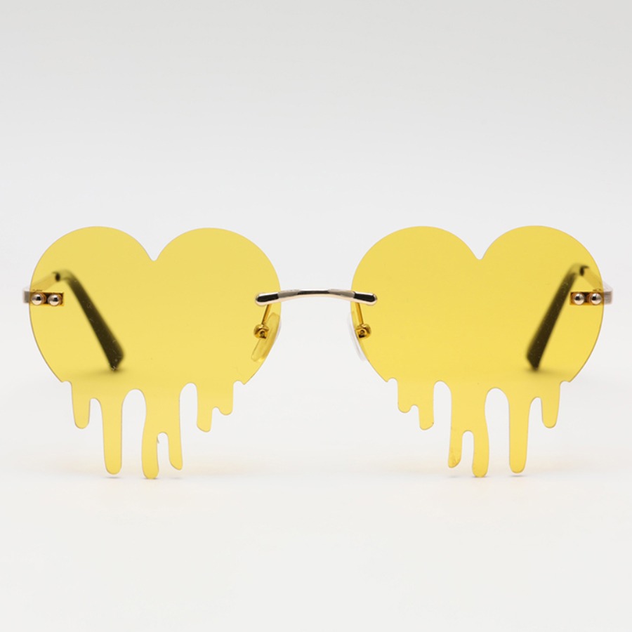 

lovely Stylish Heart Asymmetrical Yellow Sunglasses