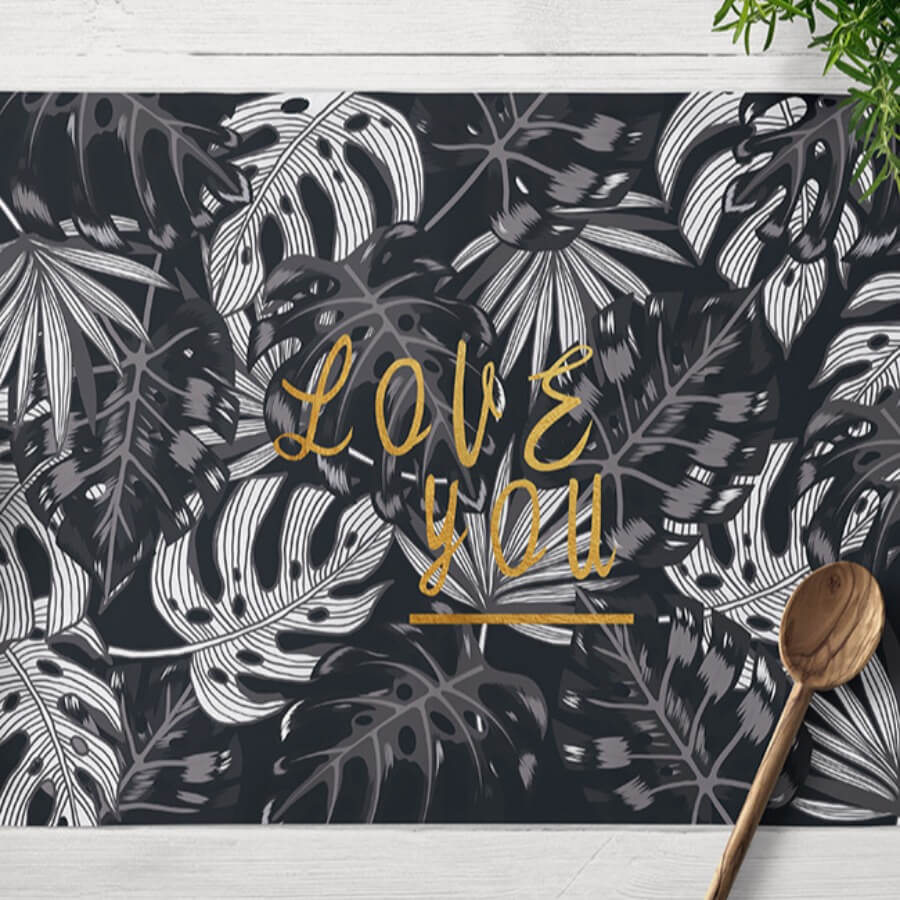 

Lovely Trendy Leaf Print Black Table Linens