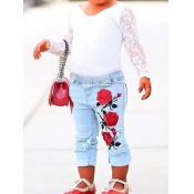 Lovely Girl Casual Flounce Design White Two-piece 