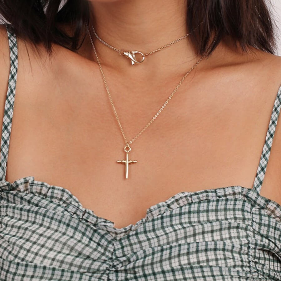 

Lovely Chic Cross Gold Necklace