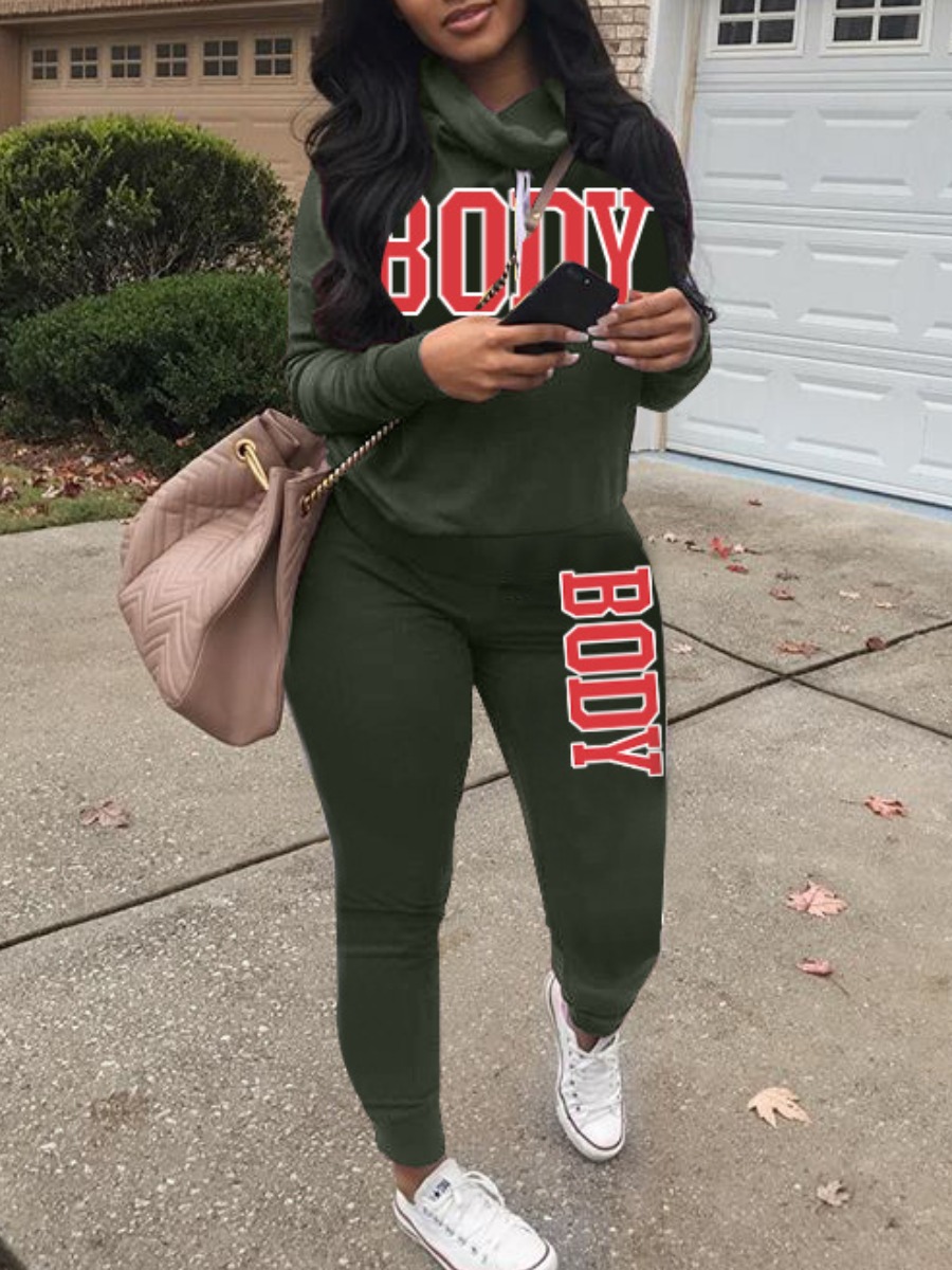 

Lovely Casual Hooded Collar Letter Print Green Two Piece Pants Set