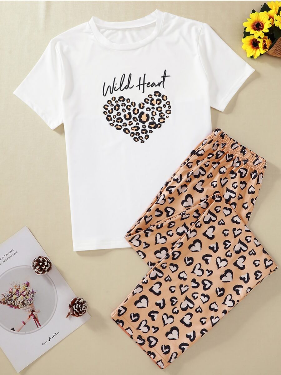 

Lovely Casual O Neck Heart Print White Sleepwear