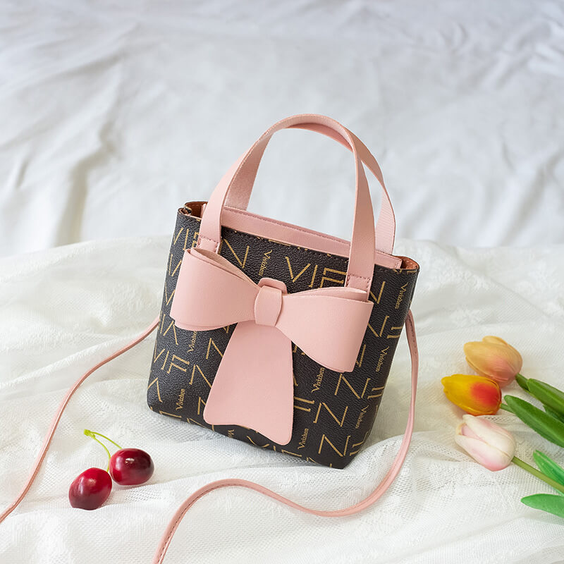 

Lovely Trendy Bow-Tie Pink Crossbody Bag