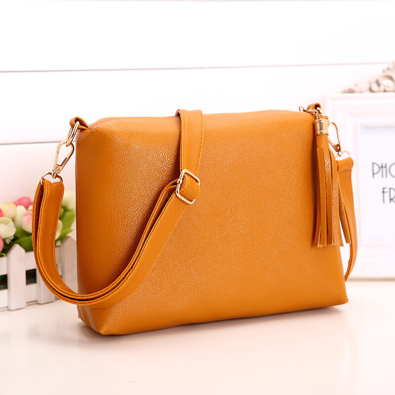 

Lovely Leisure Basic Brown Crossbody Bag