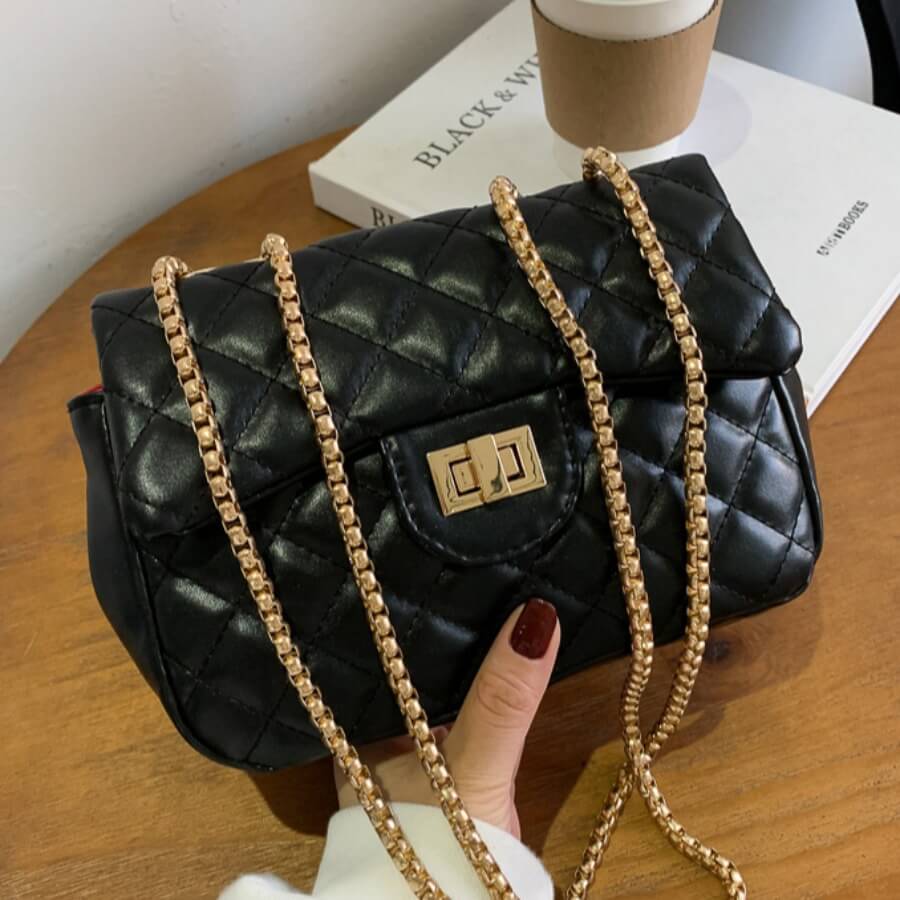 

Lovely Trendy Chain Strap Black Crossbody Bag