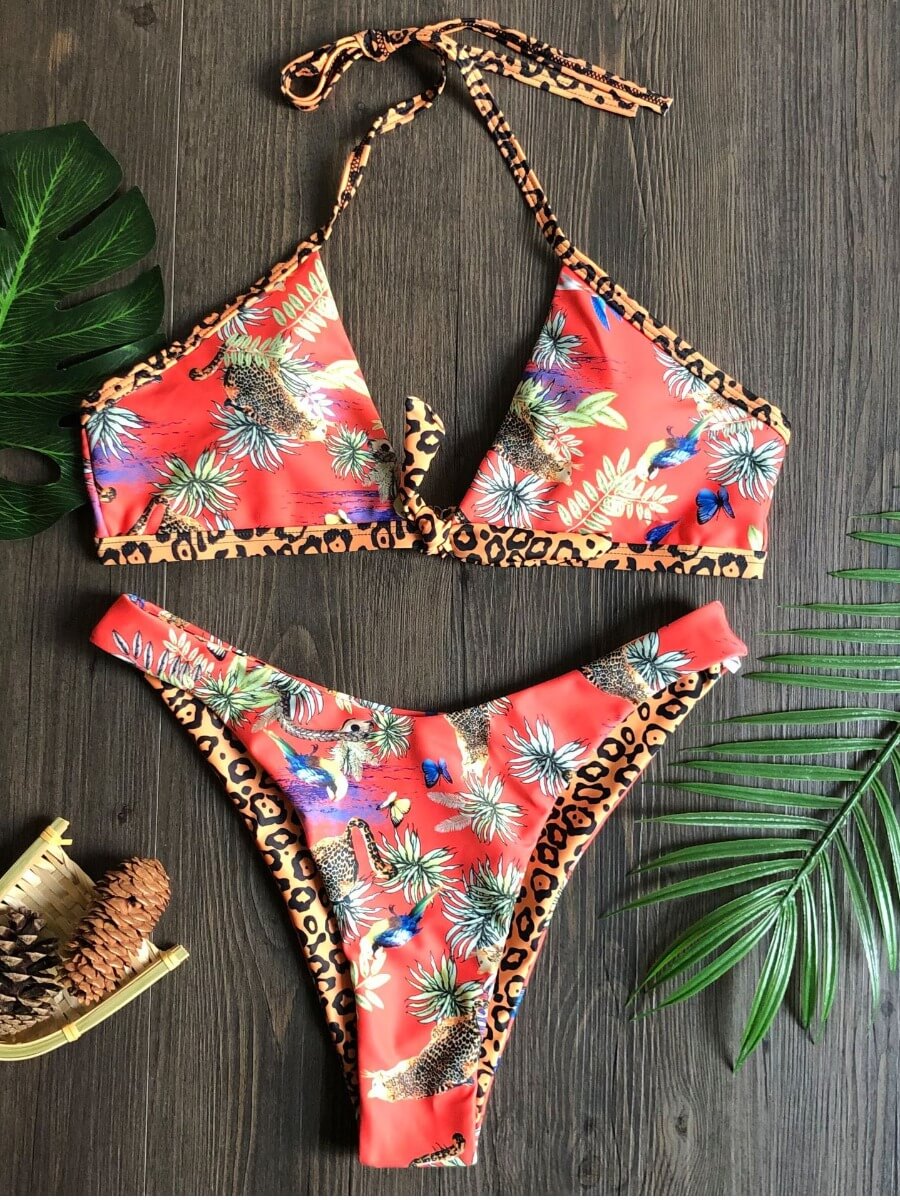 

Lovely Bohemian Print Patchwork Red Two-piece Swimsuit