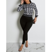 Lovely Casual O Neck Geometric Print Black Two Pie