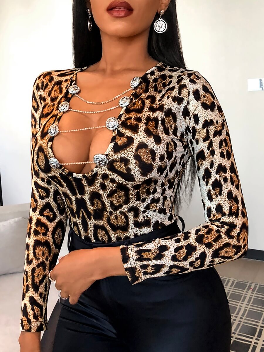 

Lovely Street Leopard Print Metal Accessories Decoration Hollow-out T-shirt