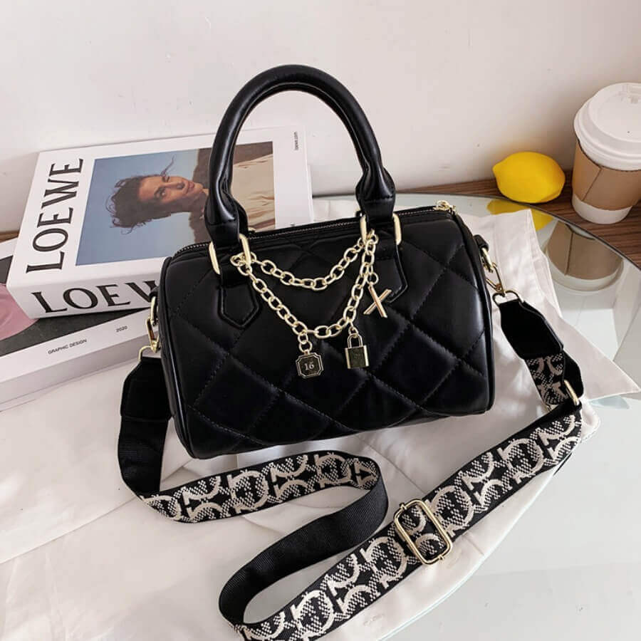 

Lovely Casual Metal Decoration Patchwork Black Crossbody Bag