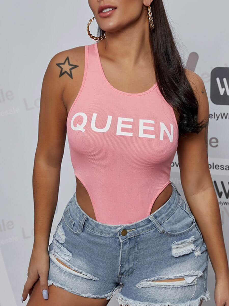 

Lovely Casual O Neck Letter Print Pink Bodysuit