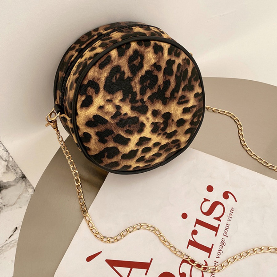 

Lovely Casual Leopard Print Chain Yellow Crossbody Bags