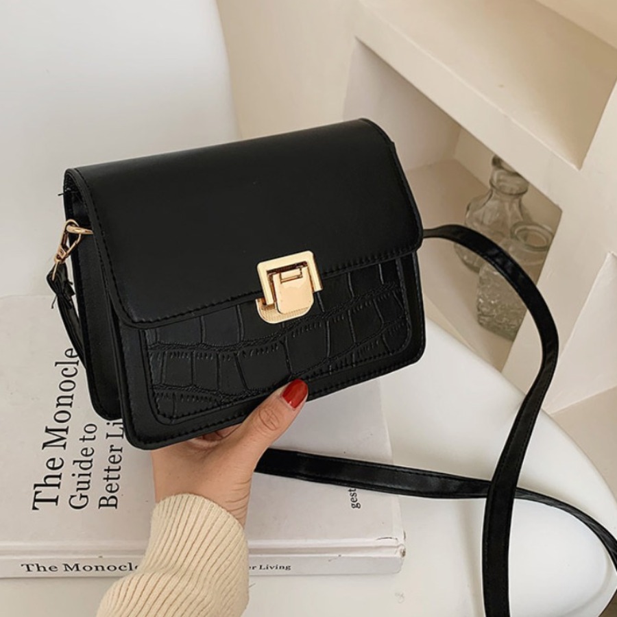 

Lovely Casual Metal Accessories Decoration Black Crossbody Bag