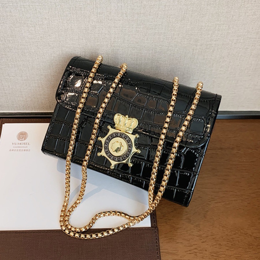 

Lovely Casual Chain Strap Black Crossbody Bag