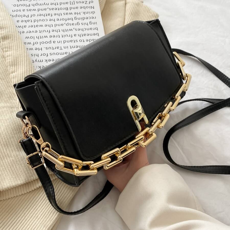 

Lovely Street Chain Strap Black Crossbody Bag