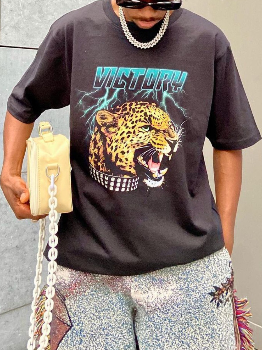 

Lovely Men Casual Letter Leopard Print Black T-shirt