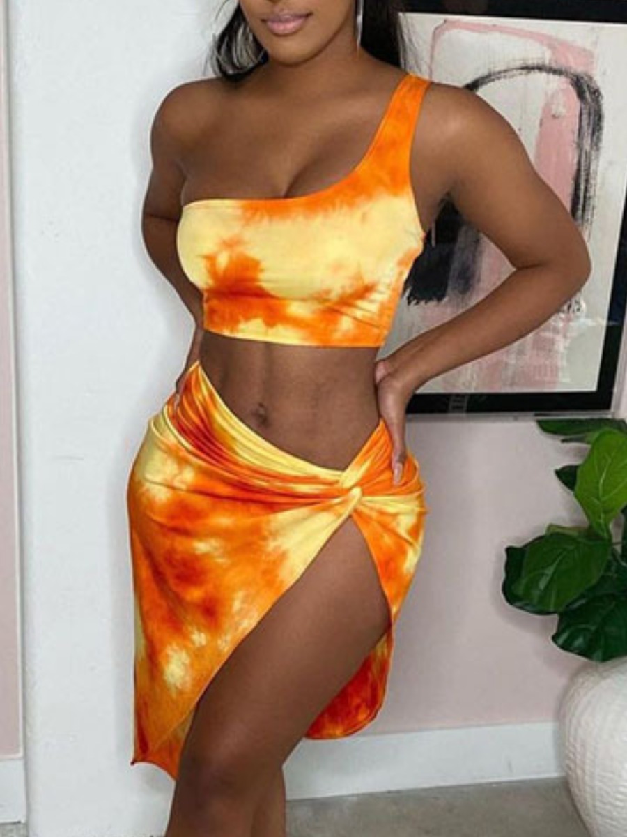 

Lovely Sexy One Shoulder Tie-dye Split Croci Two Piece Skirt Set
