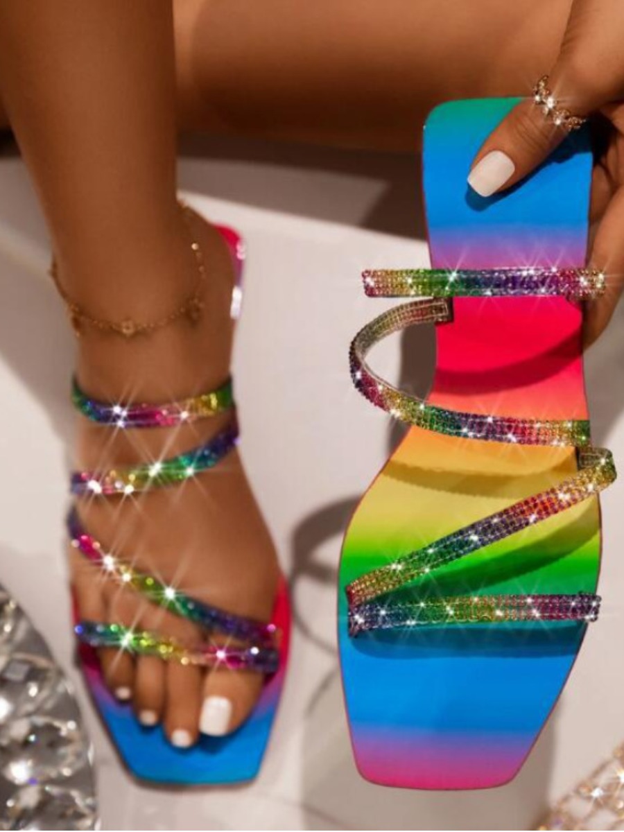 LW Gradient Strappy Slides