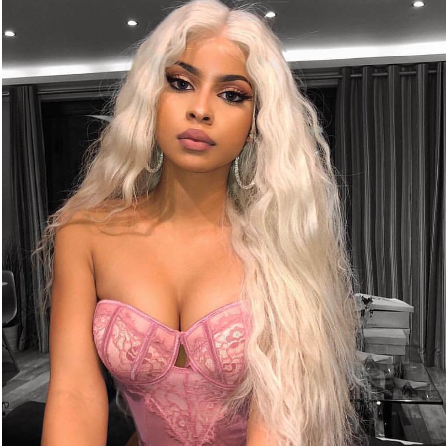 

Lovely Street High-temperature Resistance Long Gold Wig