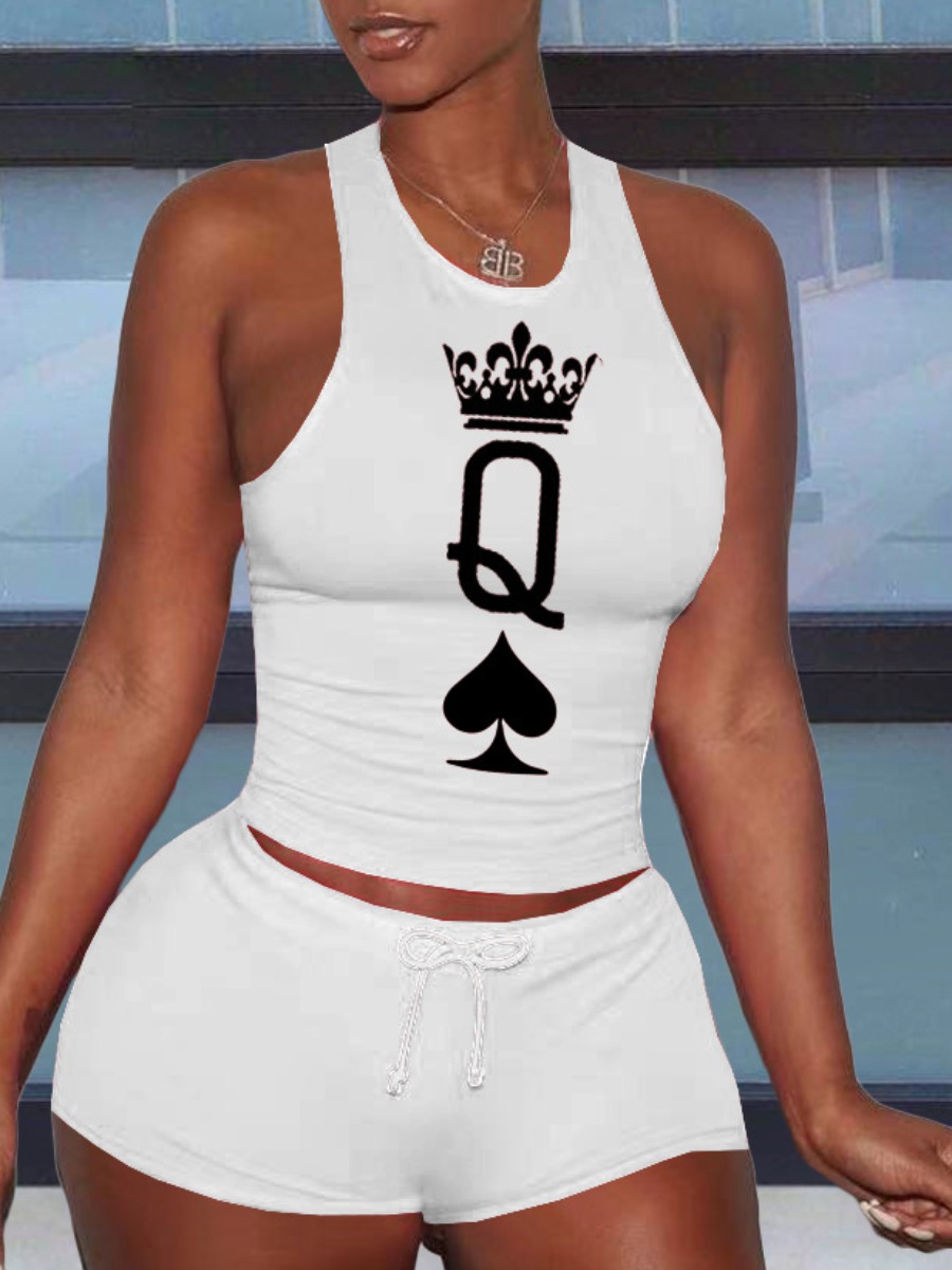

Lovely Casual Crown Letter Print White Two Piece Shorts Set