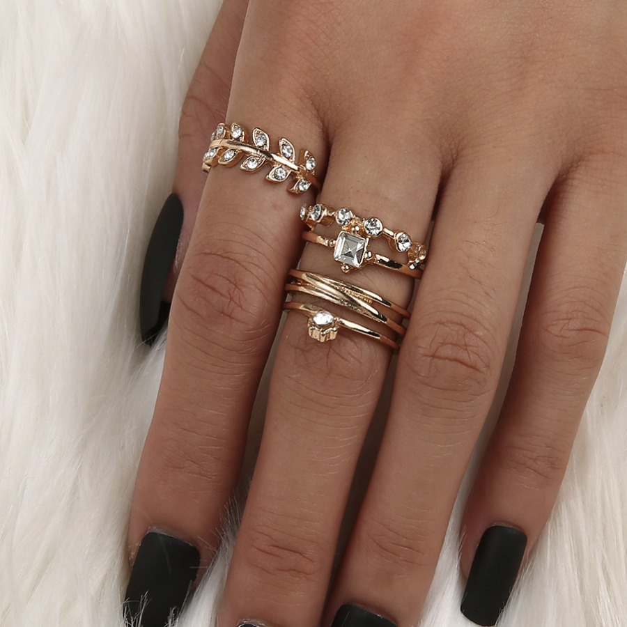 

Lovely Casual Floral Gold 3-piece Ring