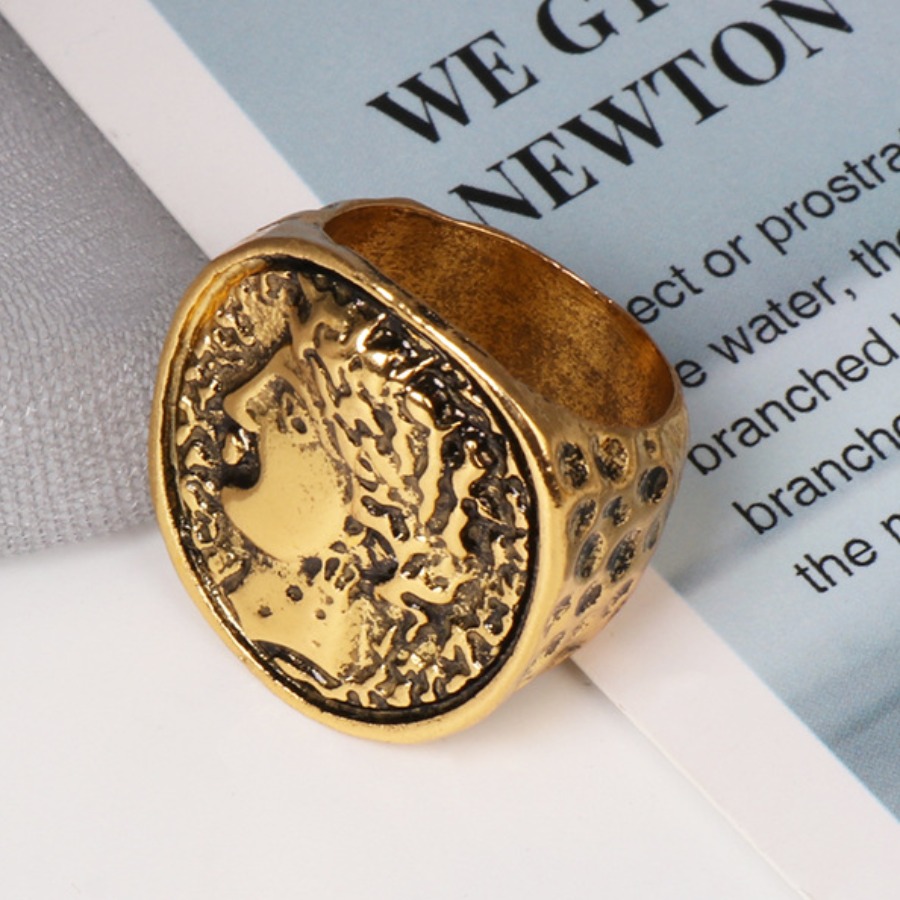

Lovely Casual Face Decoration Gold Ring