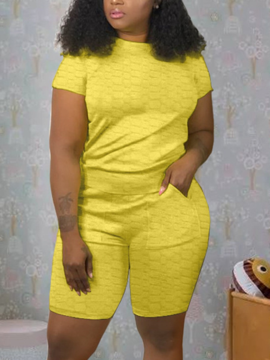 

Lovely Casual O Neck Elastic Yellow Plus Size Two-piece Shorts Set