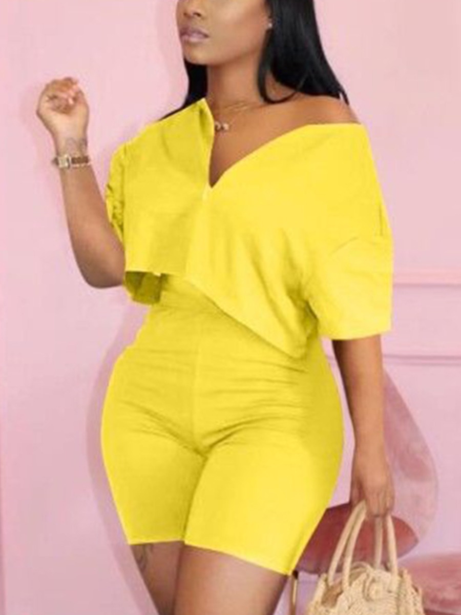 

Lovely Plus Size Casual V Neck Elastic Yellow Two-piece Shorts Set